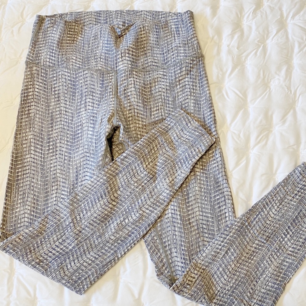 Lululemon Wunder Under leggings